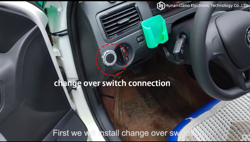 Latest company Cases about 3-6 Połączenie przełącznika przełączającego i połączenie ostrzy bezpiecznika w linii