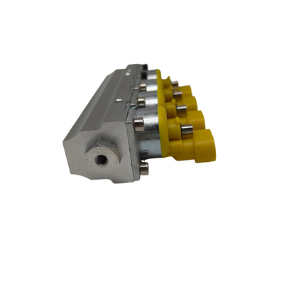 12V 1 Ohm LPG CNG wtryskiwacz dla 4 cylindrycznych samochodów zapewnia wysoką precyzję wtrysku gazu